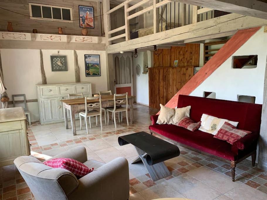 Le Tapis Vert - Loft Avec Jardin Auch Exterior photo